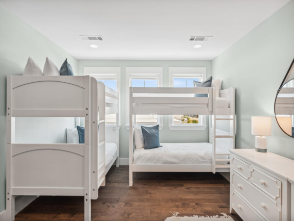Luxury 5-Bedroom Vacation Townhome in Seagrove Beach - Golf Cart included
